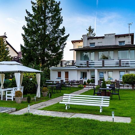 Avista Mielno Otel Unieście Dış mekan fotoğraf