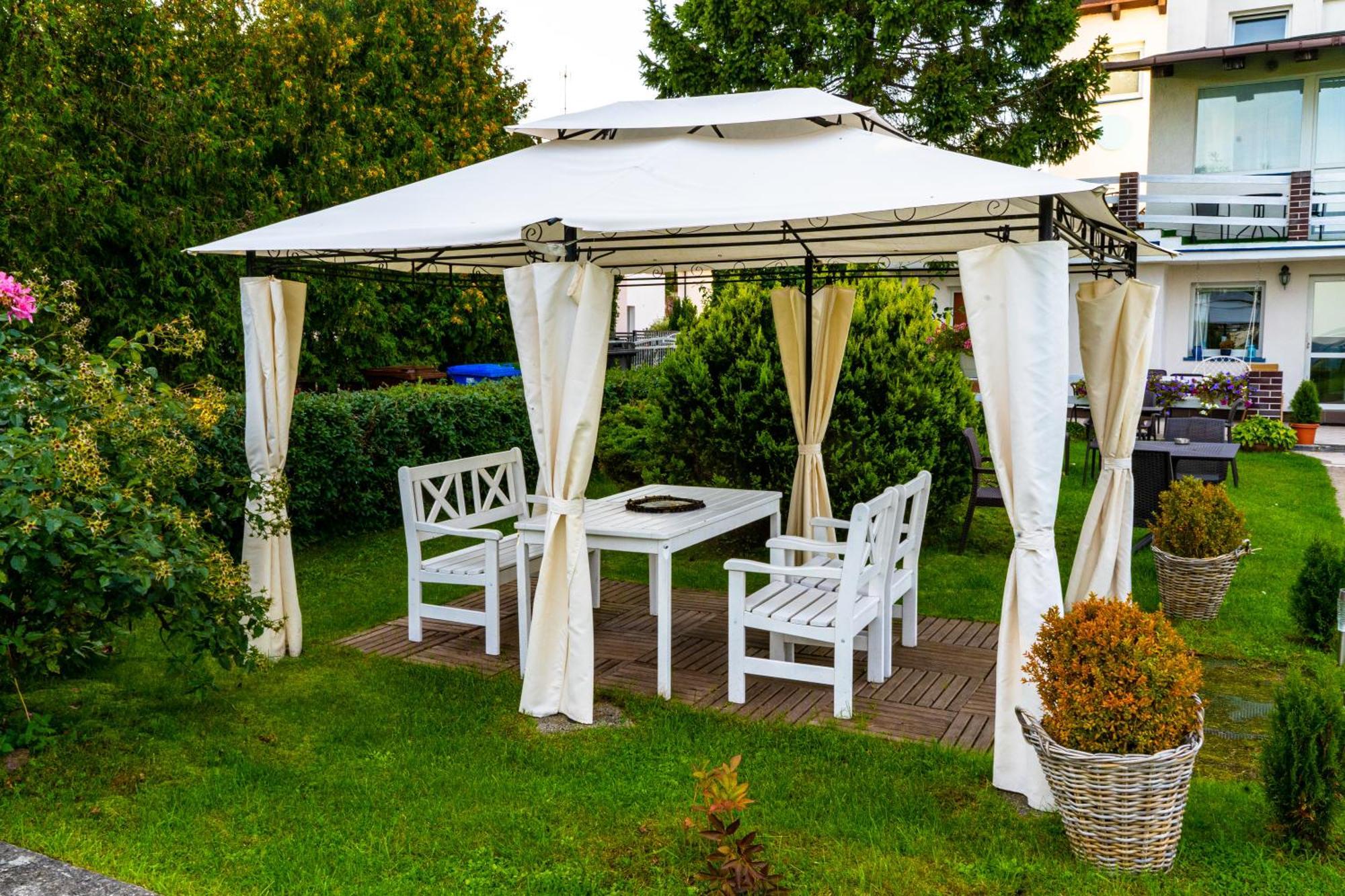 Avista Mielno Otel Unieście Dış mekan fotoğraf