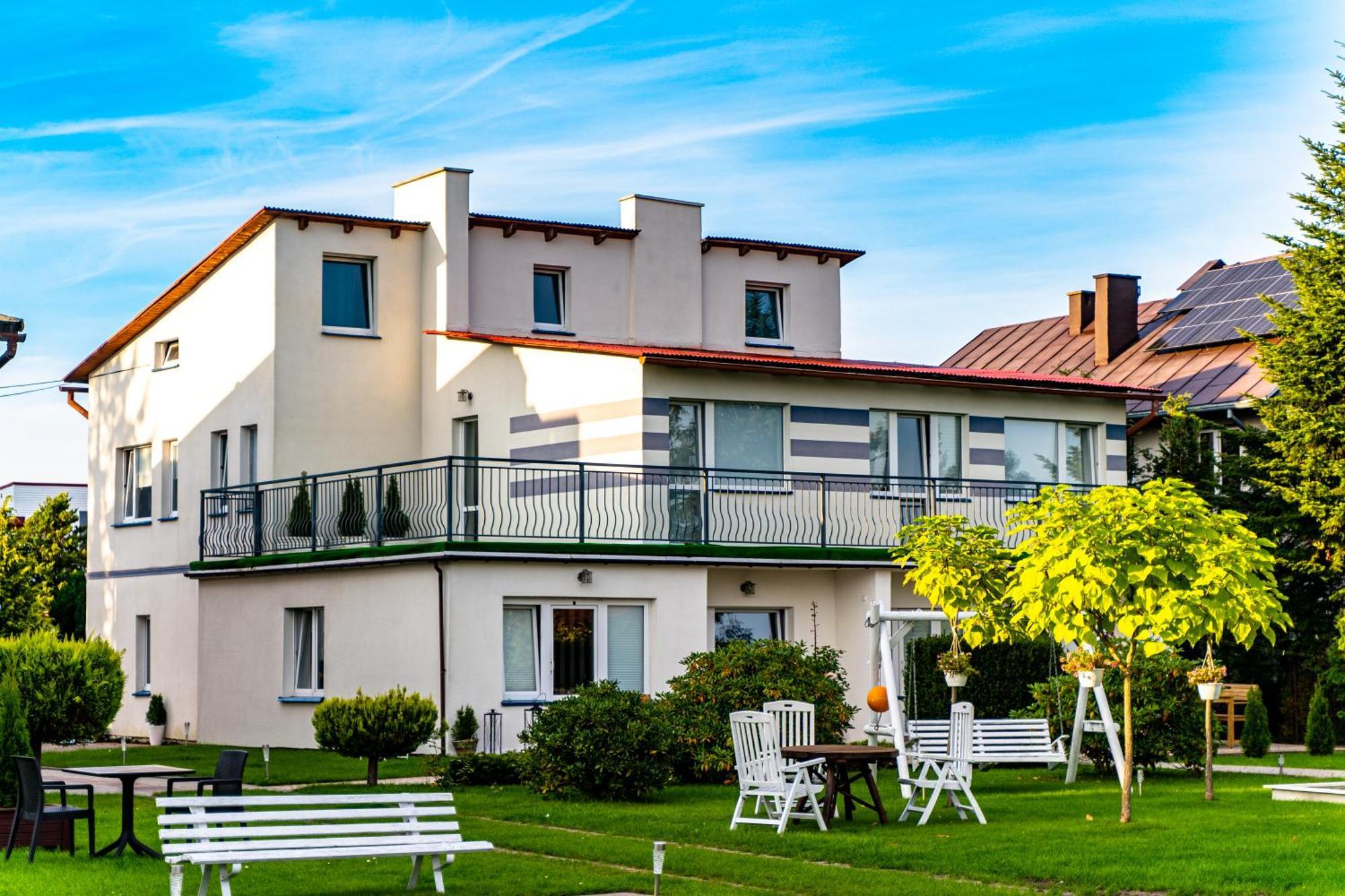 Avista Mielno Otel Unieście Dış mekan fotoğraf