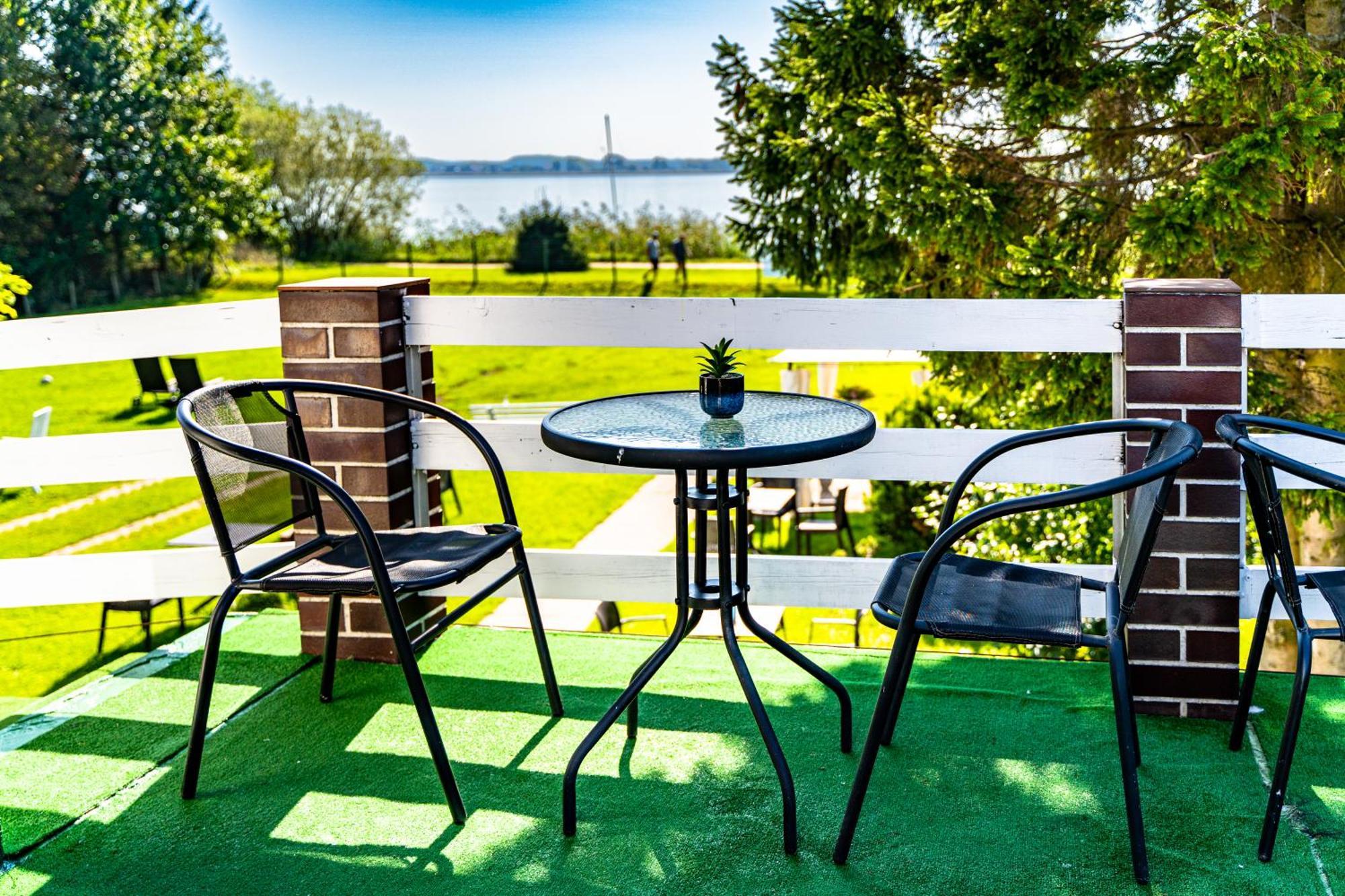 Avista Mielno Otel Unieście Dış mekan fotoğraf